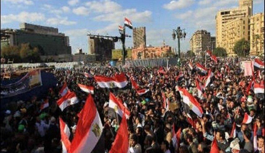 آغاز جمعه خشم در سراسر مصر، تظاهرکنندگان: سیسی باید برود آغاز جمعه خشم در سراسر مصر، تظاهرکنندگان: سیسی باید برود